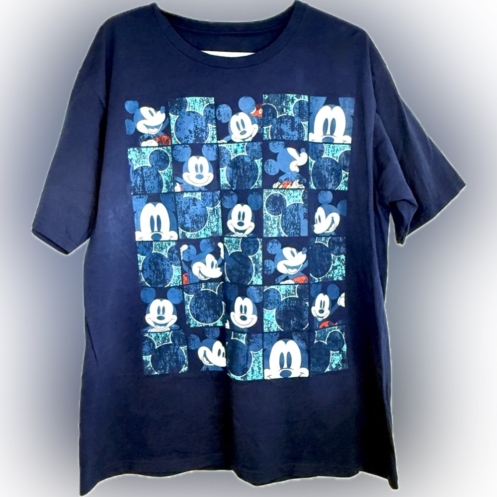 Disney Store Mickey Mouse Graphic Navy T-Shirt Adult Size XL